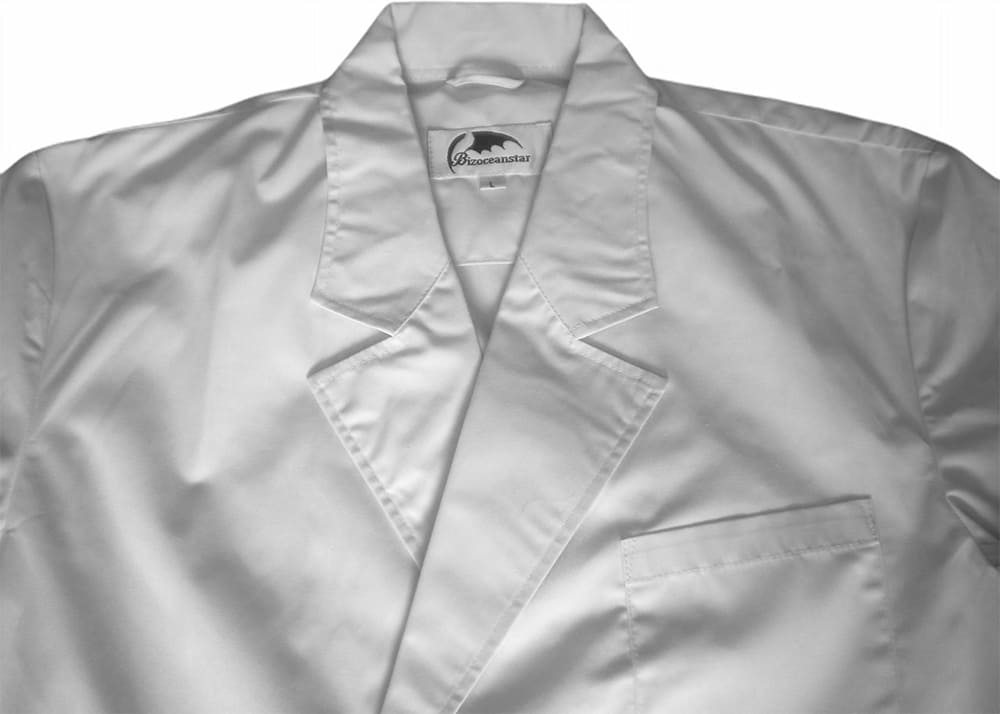 Hospital lab coat collar