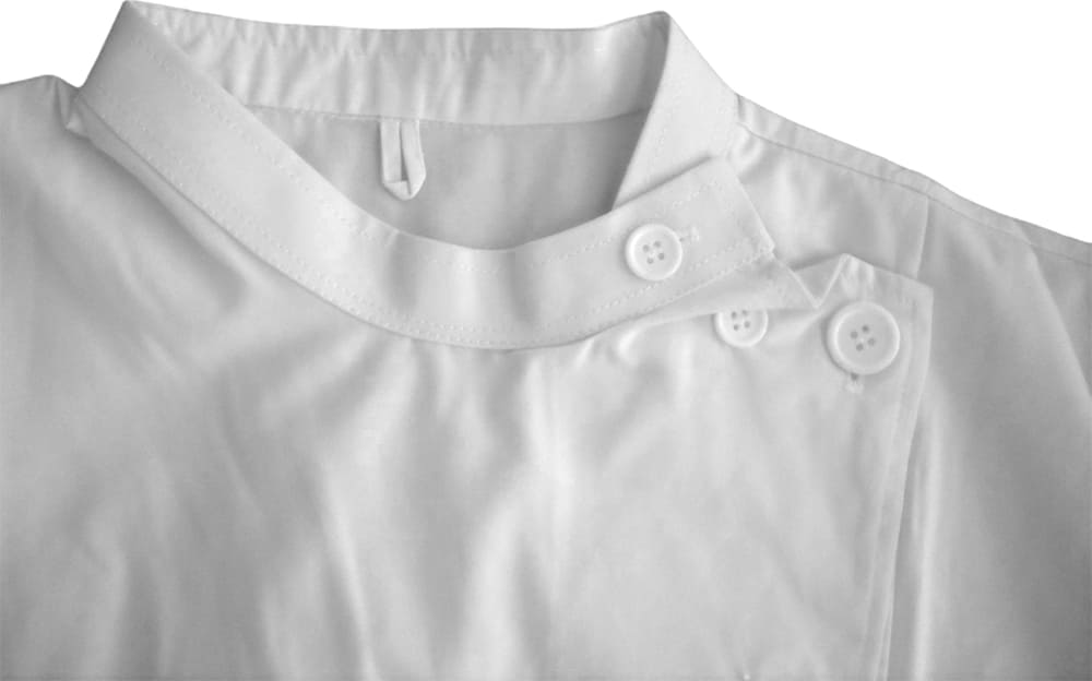 Hospital tunic collar with buttons