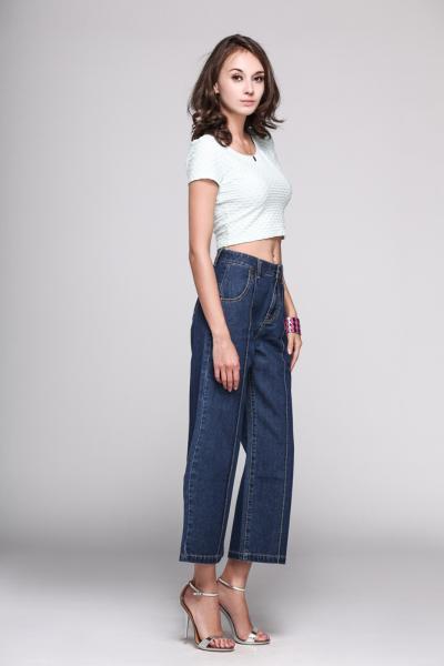 Jeans Women Denim Pants Casual Fit Middle Waist And Slightly Short Flare Legs Crop 