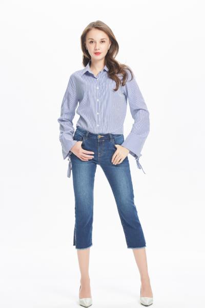 Jeans Women Denim Pants Leisure Fit Middle Waist Shorted Slim Legs and Slit Hemline